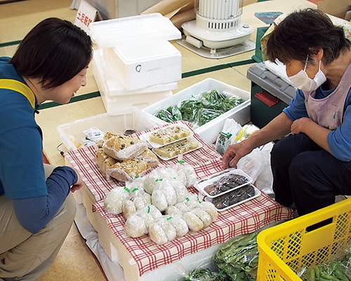 魚菜市場の売場