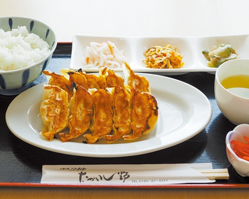 ことおか餃子定食