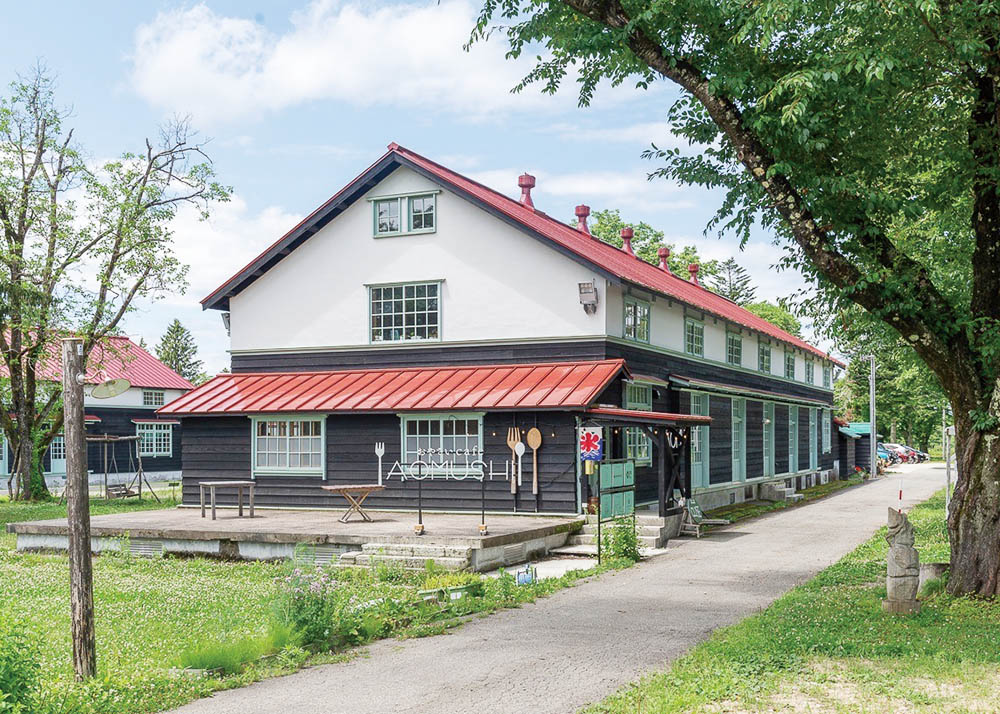 道の駅・新庄エコロジーガーデン原蚕の杜の外観