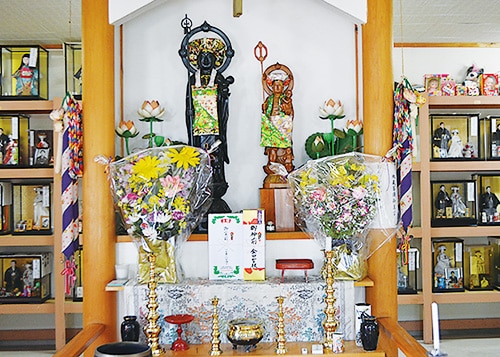地蔵菩薩を祀る祭壇