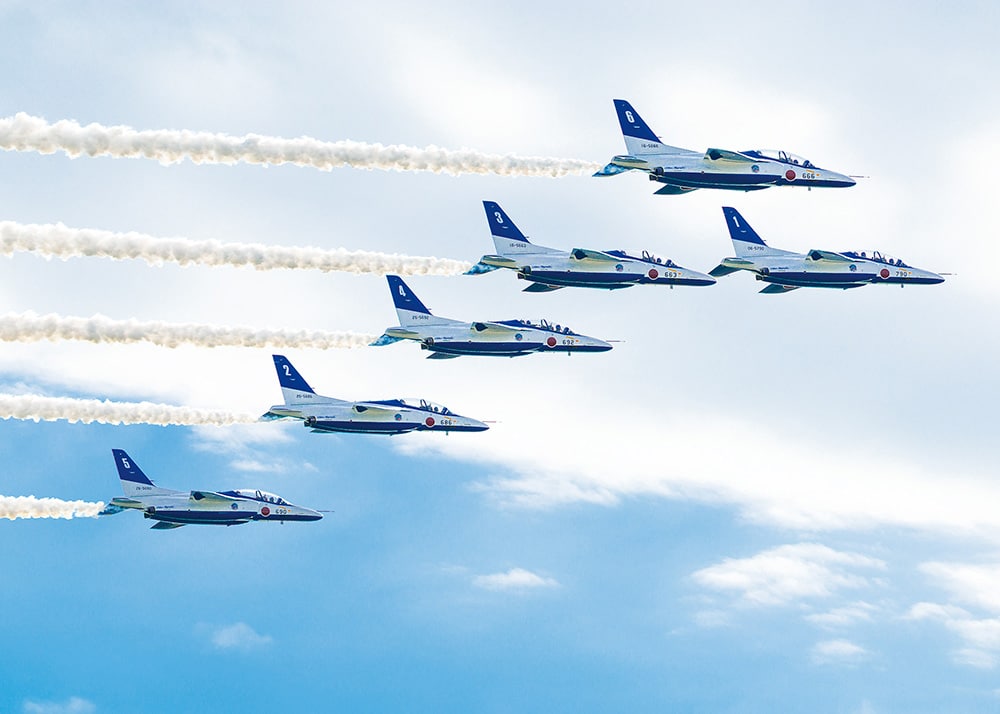 ブルーインパルスのアクロバット
