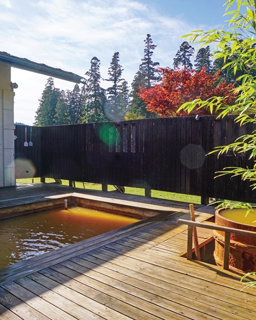 天然温泉の露天風呂